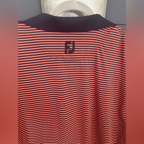 FootJoy Men's peach navy striped golf polo medium - Picture 3 of 5
